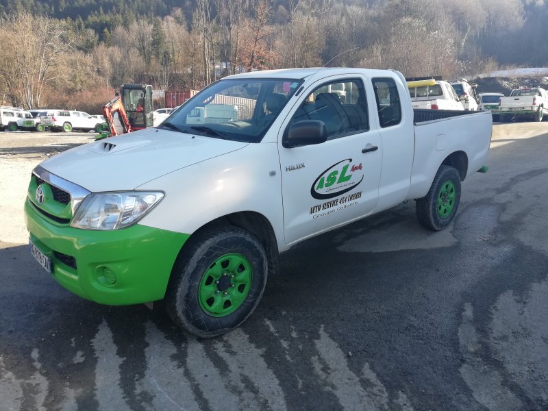 HILUX X-TRA CAB
